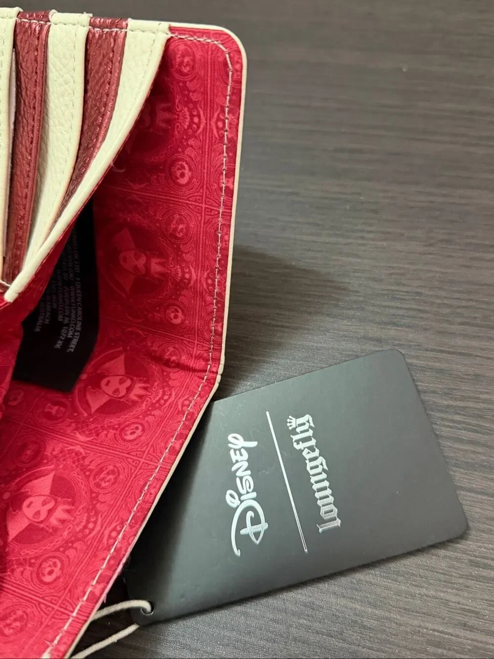 Loungefly Disney Snow White and the Seven Dwarfs Evil Queen Heart Wallet